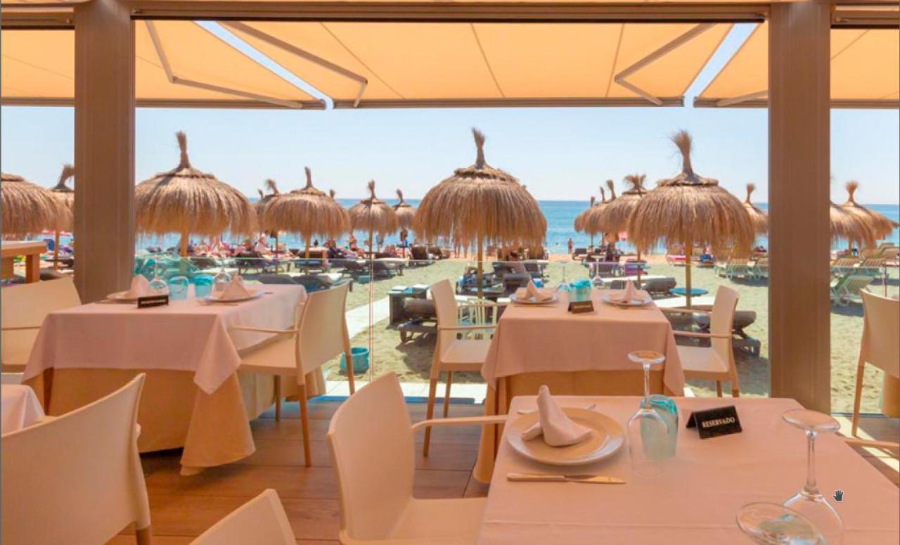 Beachfront -- New Luxury Apartment -- 1ª Linea Playa -- Fuengirola City Center -- Private Parking -- Panoramic Sea Views -- Екстериор снимка